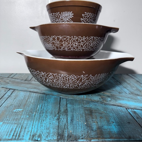 Pyrex Midcentury Woodland Brown Mixing Serving Bowls - Picture 2 of 13